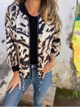 Plus-Size Women'S Zebra Print Casual Blazer Jacket - Full-Zip Front Closure, Black & White Striped Pattern, All-Season Versatile Outerwear, Relaxed Fit with Full-Length Zipper & Collar, Stylish & Comfortable for Everyday Semi-Formal Outfits, Plus Size Women Winter Coat, Women Winter Coat Plus Size, Coat For Women Winter Plus Size, Women Winter Coat, Blazer For Women Plus Size, Coat For Women Plus Size, Plus Size Women Clothes, Women Plus Size Clothes, Plus Size Women Coat